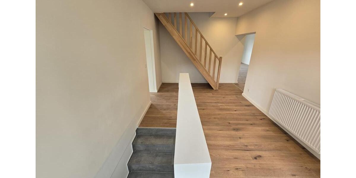 Modernisiertes Einfamilienhaus mit Wärmepumpe alles NEU! 4 zimmer