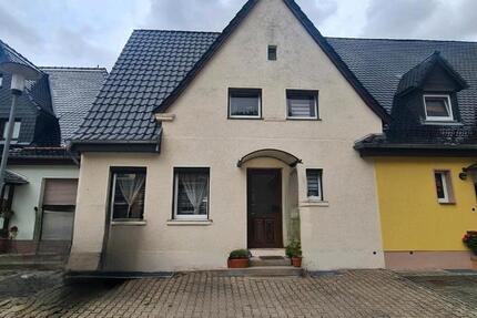 Reihenhaus zur Vermietung mit Garten