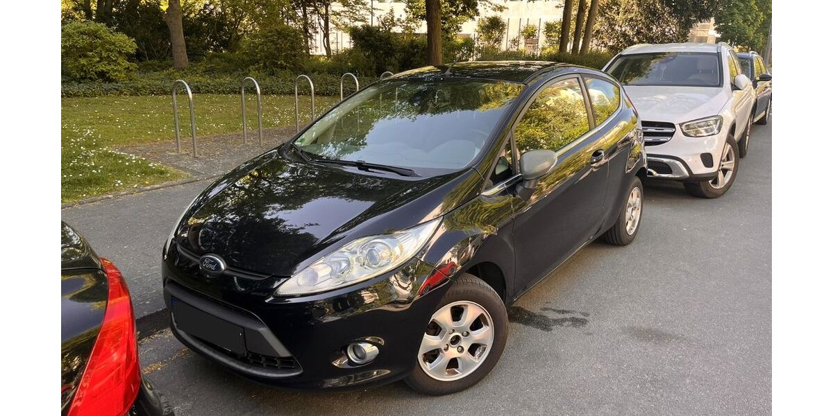 Ford Fiesta 155.000 km 3.600 &euro; Wiesbaden 65185