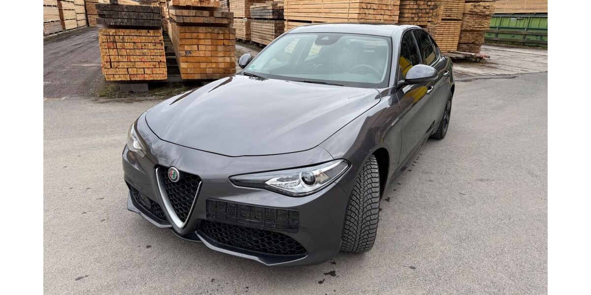 Alfa Romeo Giulia 68.200 km 29.500 &euro; Freital 01705