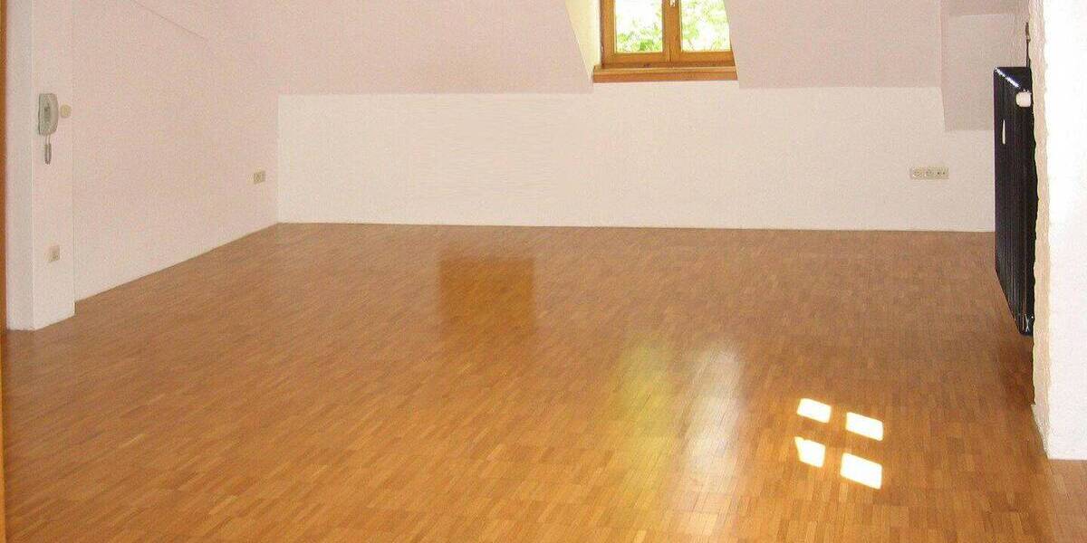 Etagenwohnung Bogen Bogenberg - 2 Zimmer, 61 m&sup2;, 599&euro; | Angebot:26885882