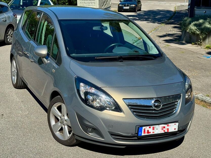 Opel Meriva 195.000 km 2.990 € München 81827