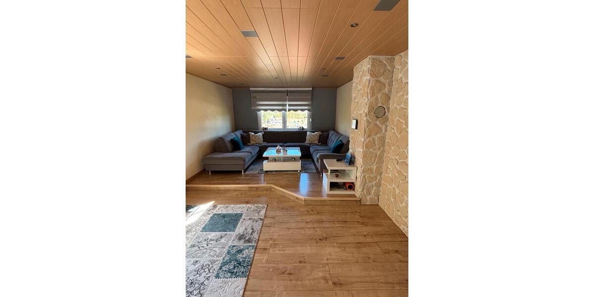 Einfamilienhaus Dautphetal - 3 Zimmer, 150 m&sup2;, 290.000&euro; | Angebot:26989571
