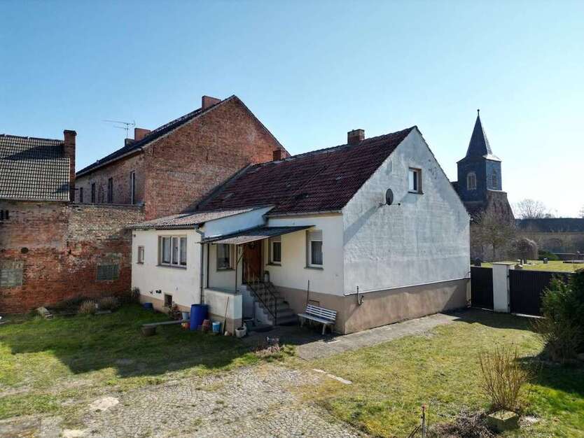 Haus zum Kaufen in Jüterbog Neuhof 170.000 € 120 m²