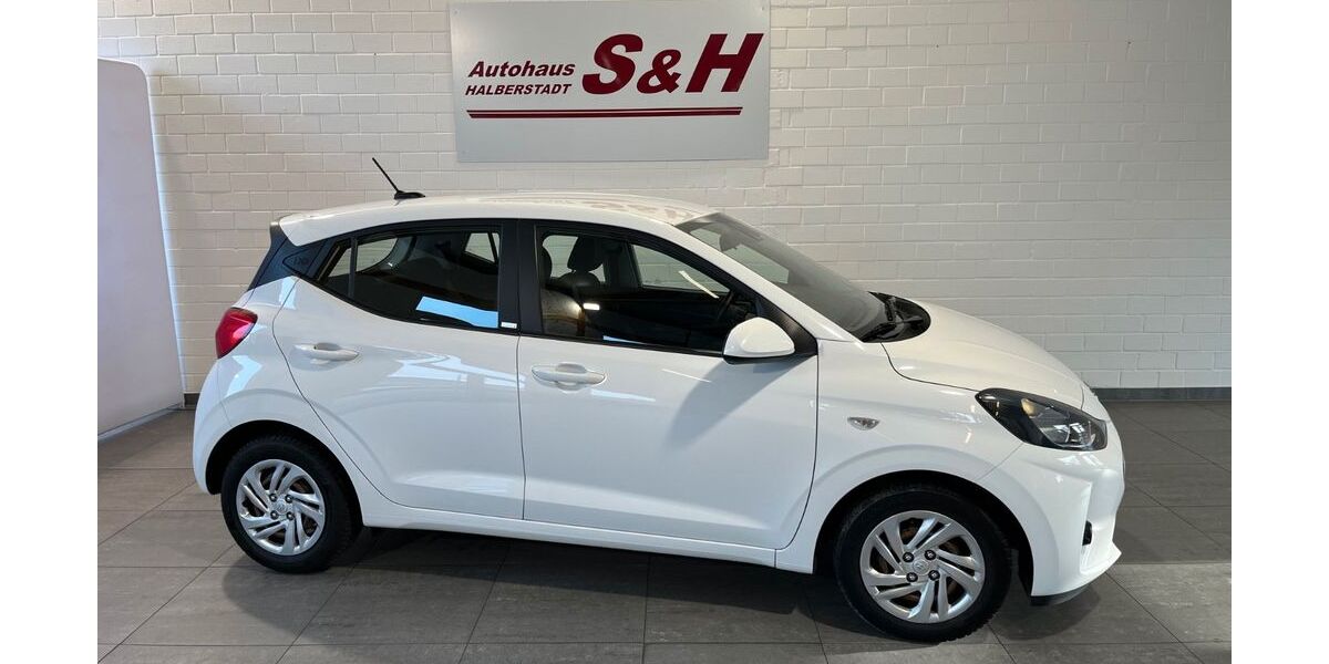 Hyundai i10 51.378 km 9.999 &euro; Halberstadt 38820