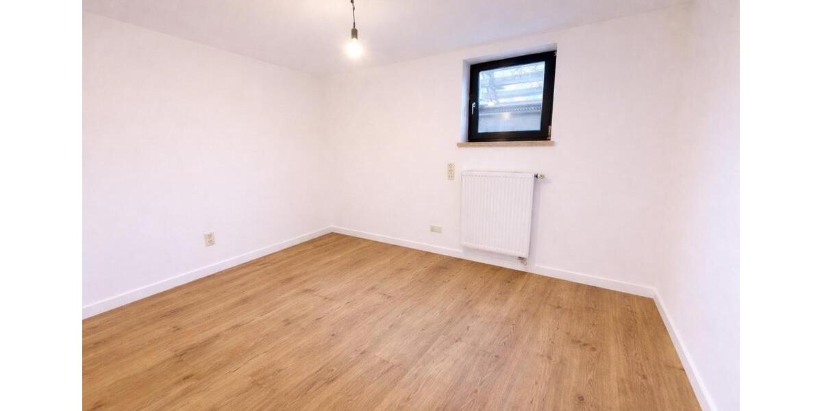 Hochparterre Rottenburg an der Laaber - 3 Zimmer, 75 m&sup2;, 650&euro; | Angebot:25935714