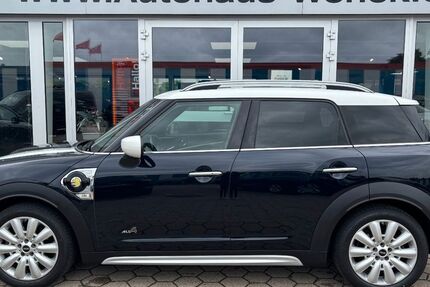 Mini Countryman SE (Cooper) 50.000 km 21.470 &euro; Winsen (Luhe) 21423