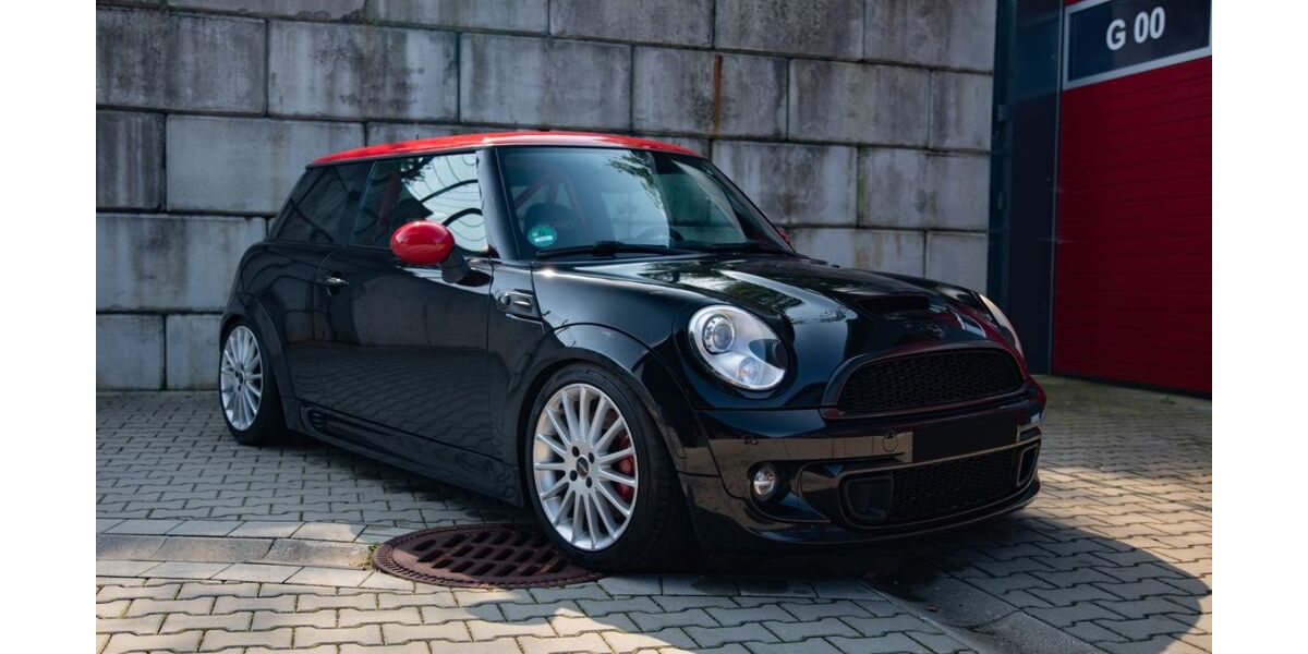 Mini John Cooper Works 179.497 km 10.000 &euro; Rudelzhausen 84104