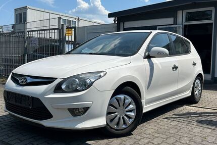 Hyundai i30 130.519 km 4.499 &euro; Hanau 63456