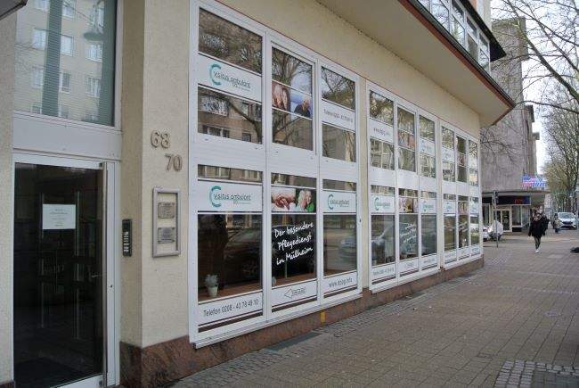Wohn und Geschäftshaus mit fünf Wohnungen und drei Gewerbeeinheiten im Mülheim-Mitte die Stadt am Fluss