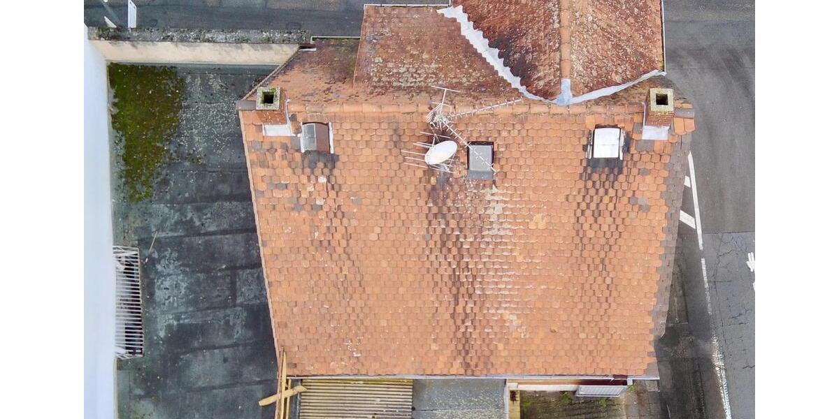 Einfamilienhaus Lampertheim - 5 Zimmer, 110 m&sup2;, 240.000&euro; | Angebot:24679938