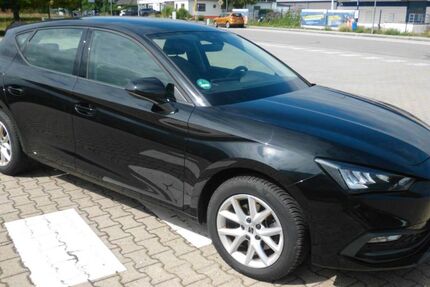 Seat Leon 101.000 km 14.950 &euro; Lübeck 23560