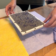 Familienkurs: Papier schöpfen 30.10.2026 Herzgemacht Friedrichshagen