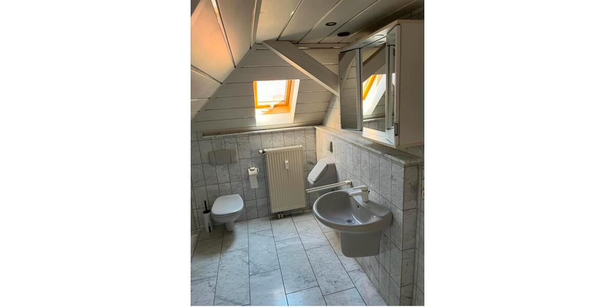 Dachgeschoßwohnung Lollar - 2 Zimmer, 69 m&sup2;, 600&euro; | Angebot:26265661