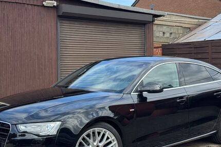 Audi A5 91.000 km 19.700 &euro; Duisburg 47179