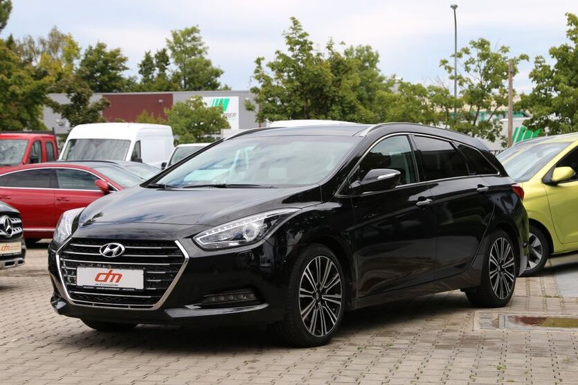 Hyundai i40 107.885 km 16.900 € Kirchheim bei München 85551