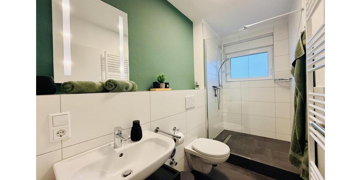 Mehrfamilienhaus, Wohnhaus Karlsruhe Innenstadt-Ost - 8 Zimmer, 190 m&sup2;, 8.000&euro; | Angebot:26640853