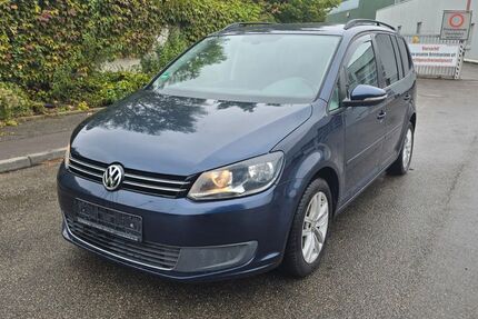 VW Touran 195.000 km 6.200 &euro; Möglingen 71696