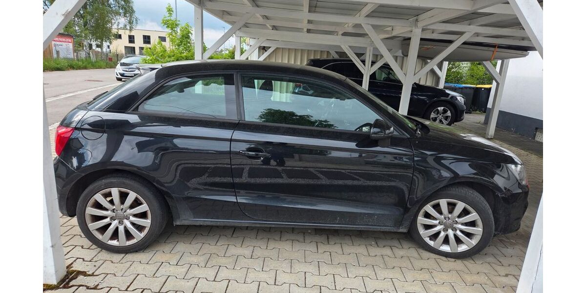 Audi A1 155.200 km 6.900 &euro; Günzburg 89312