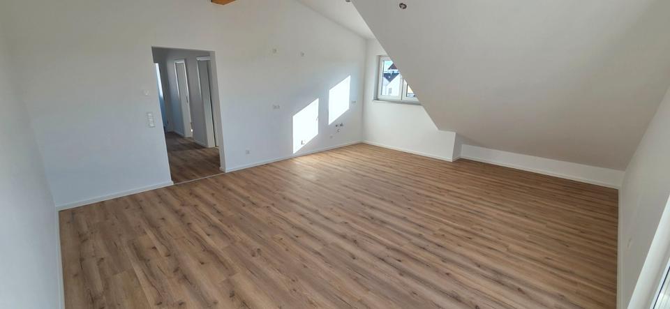 Dachgeschoßwohnung Mörfelden-Walldorf Walldorf - 2 Zimmer, 57 m&sup2;, 1.140&euro; | Angebot:26335145