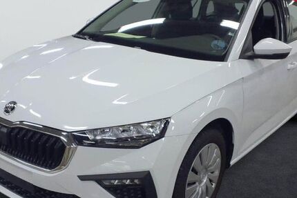 Skoda Scala 28.000 km 20.840 &euro; Wackersdorf 92442