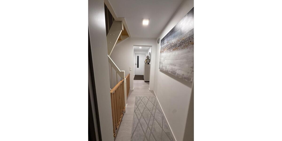 Reihenhaus Neuruppin - 5 Zimmer, 155 m&sup2;, 1.550&euro; | Angebot:25947878