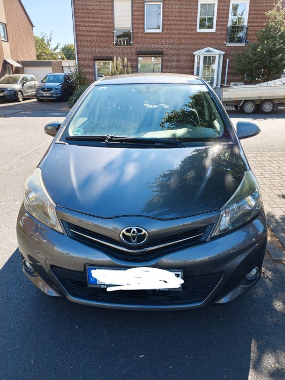 Yaris