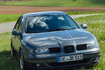 Seat Toledo 360.000 km 2.900 &euro; Attendorn 57439