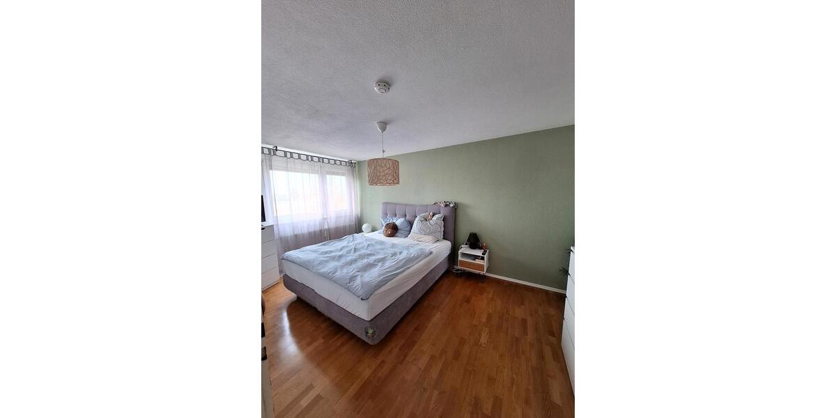 Etagenwohnung Rheinau - 4 Zimmer, 94 m&sup2;, 1.000&euro; | Angebot:26326694