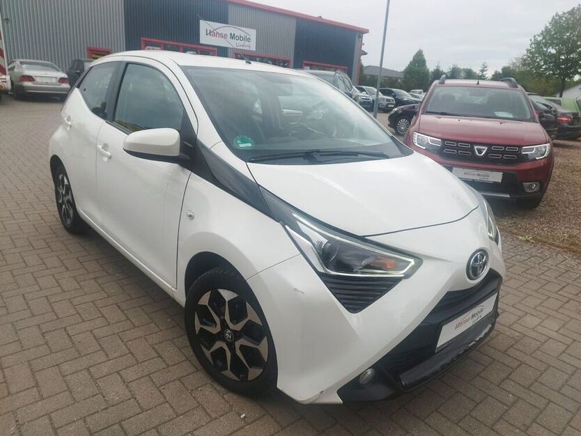 Aygo (X)
