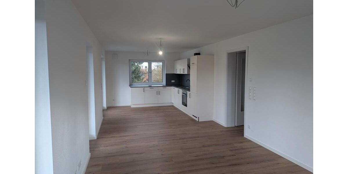 Etagenwohnung Straubing - 2 Zimmer, 77 m&sup2;, 930&euro; | Angebot:26134342