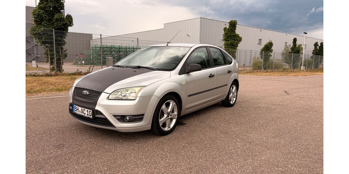Ford Focus 193.000 km 2.600 &euro; Kuppenheim 76456