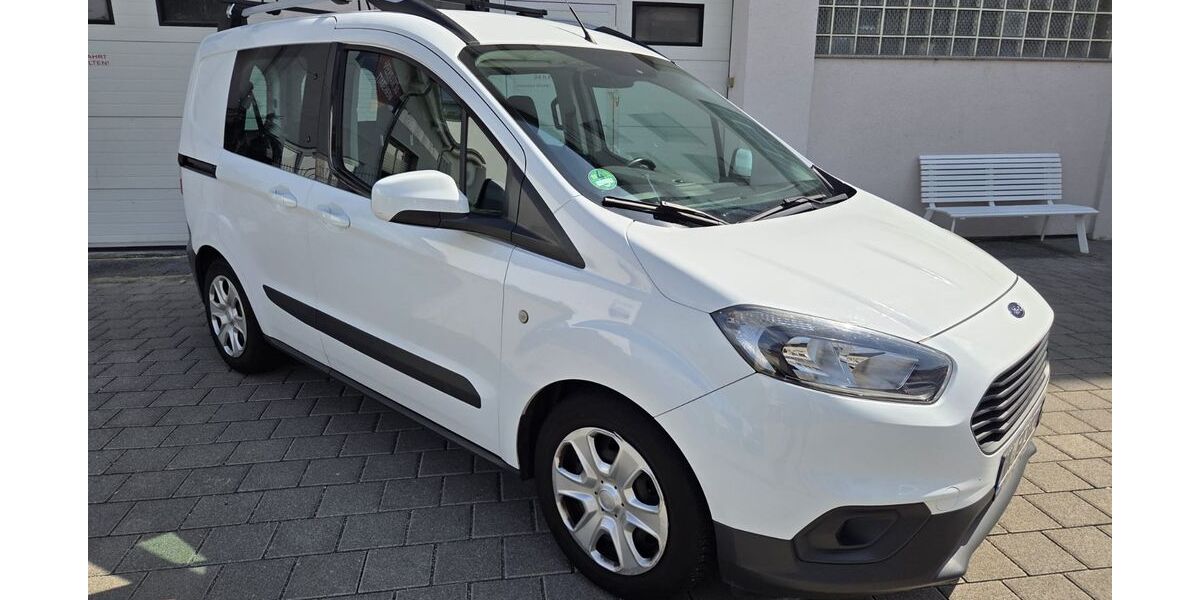 Ford Transit Courier 110.000 km 8.500 &euro; Fellbach 70734
