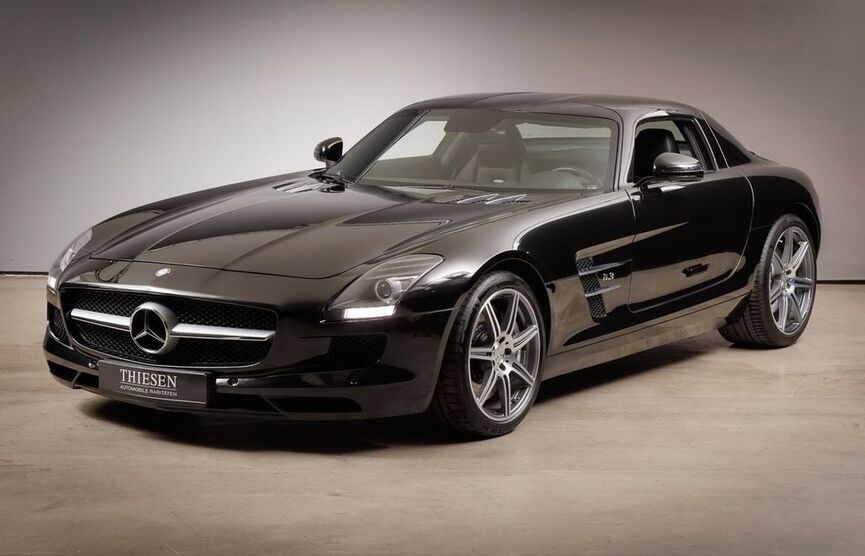 Mercedes-Benz SLS AMG 26.720 km 228.500 € Hamburg-Othmarschen 22763