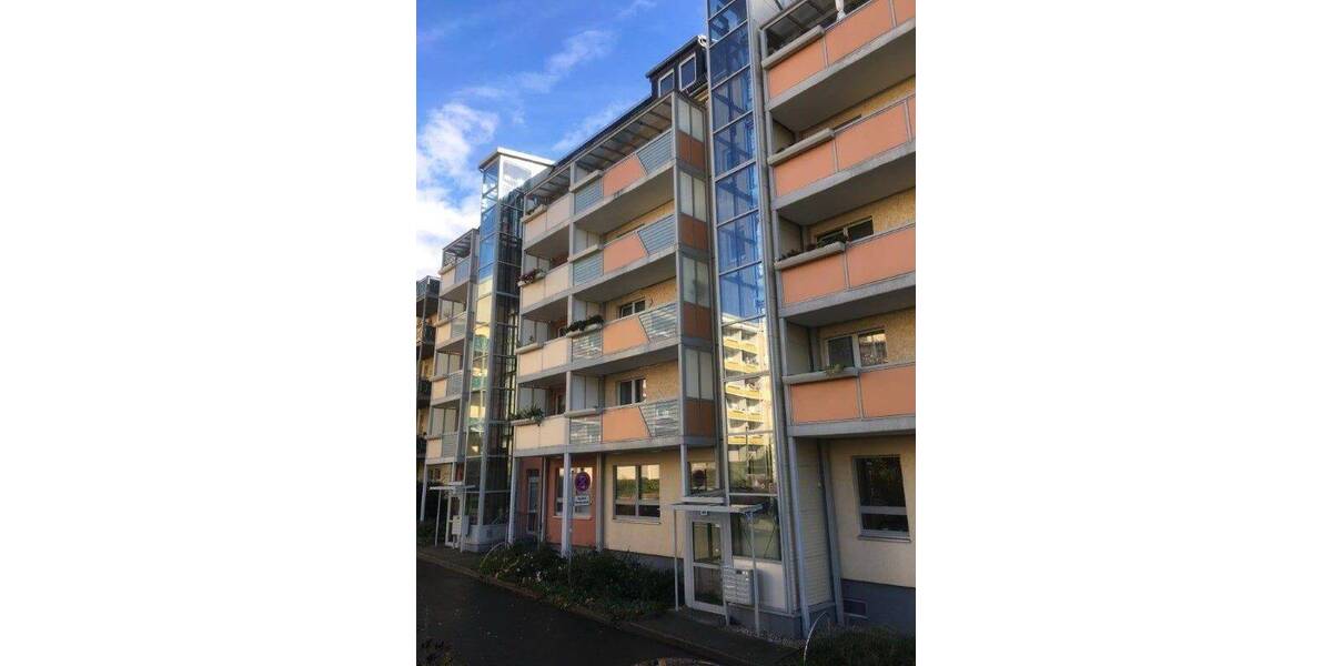 Etagenwohnung Gera Innenstadt - 3 Zimmer, 67 m&sup2;, 405&euro; | Angebot:26919906