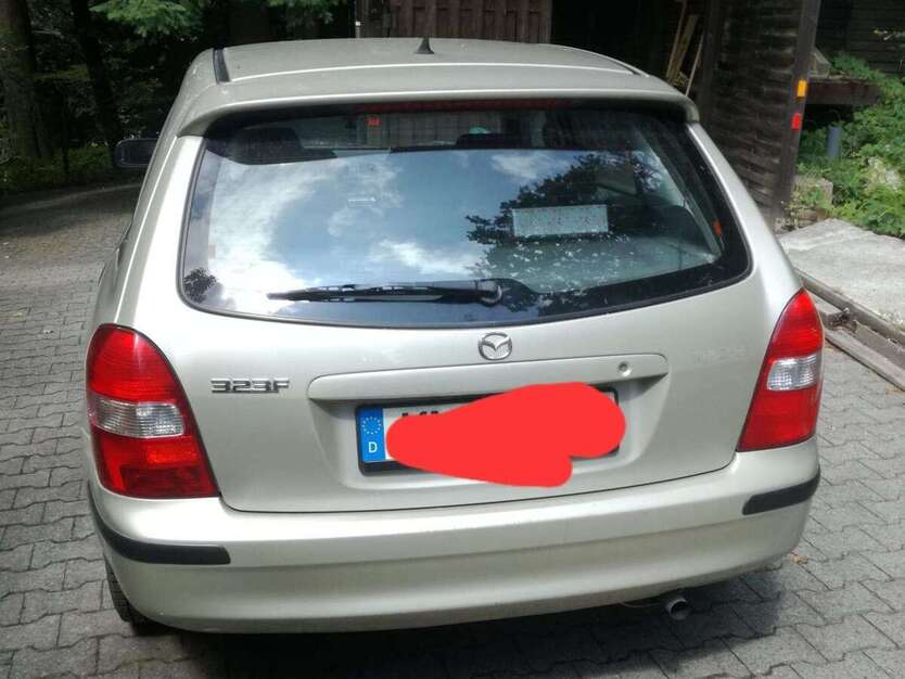 Mazda 323 167.000 km 950 € Grasellenbach 64689