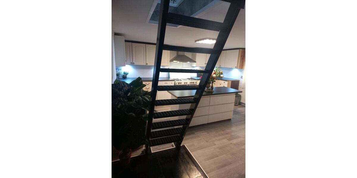 Reihenhaus Wiehl - 6 Zimmer, 150 m&sup2;, 180.000&euro; | Angebot:26156608