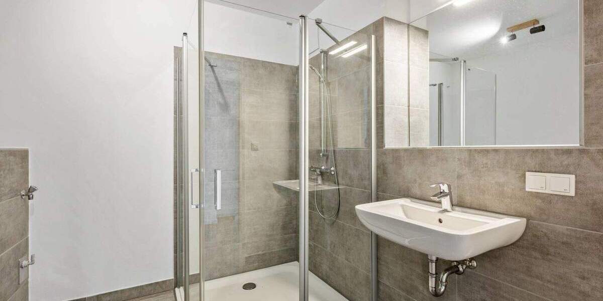 Etagenwohnung Bremen Handelshäfen - 2 Zimmer, 51 m&sup2;, 774&euro; | Angebot:25736381