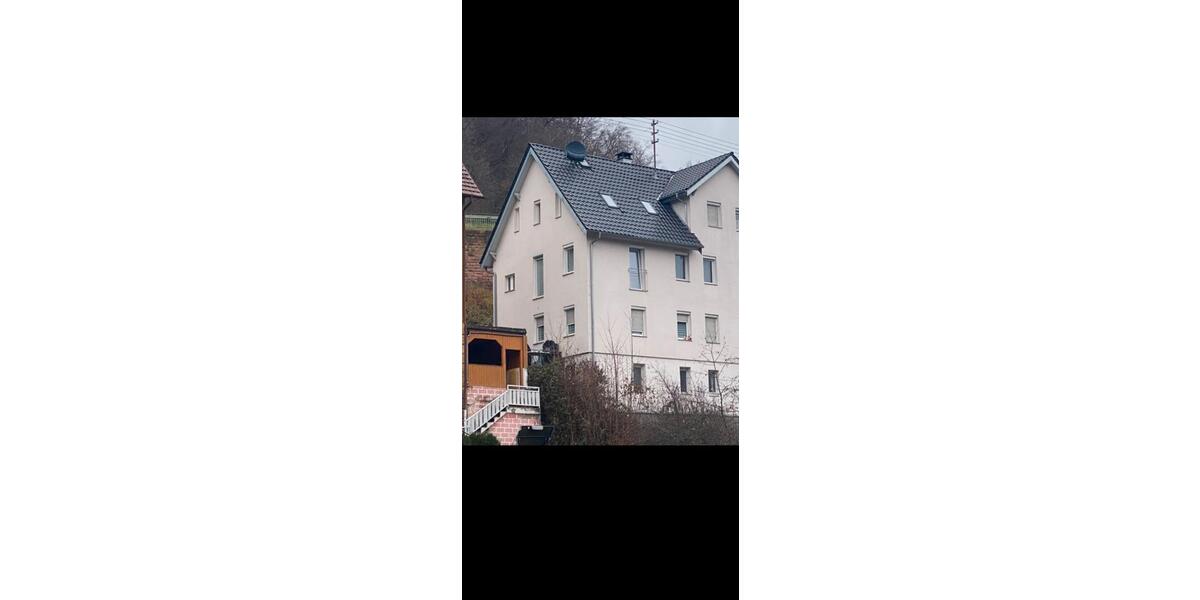 Doppelhaushälfte Calw - 7 Zimmer, 150 m&sup2;, 375.000&euro; | Angebot:25498592