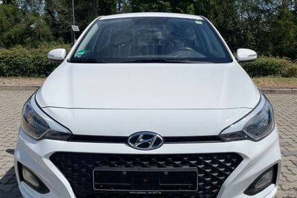 Hyundai i20 72.260 km 8.750 &euro; Heinersreuth 95500