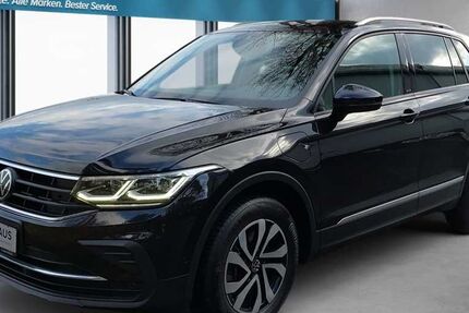 VW Tiguan 86.792 km 25.930 &euro; Bad Salzuflen 32105