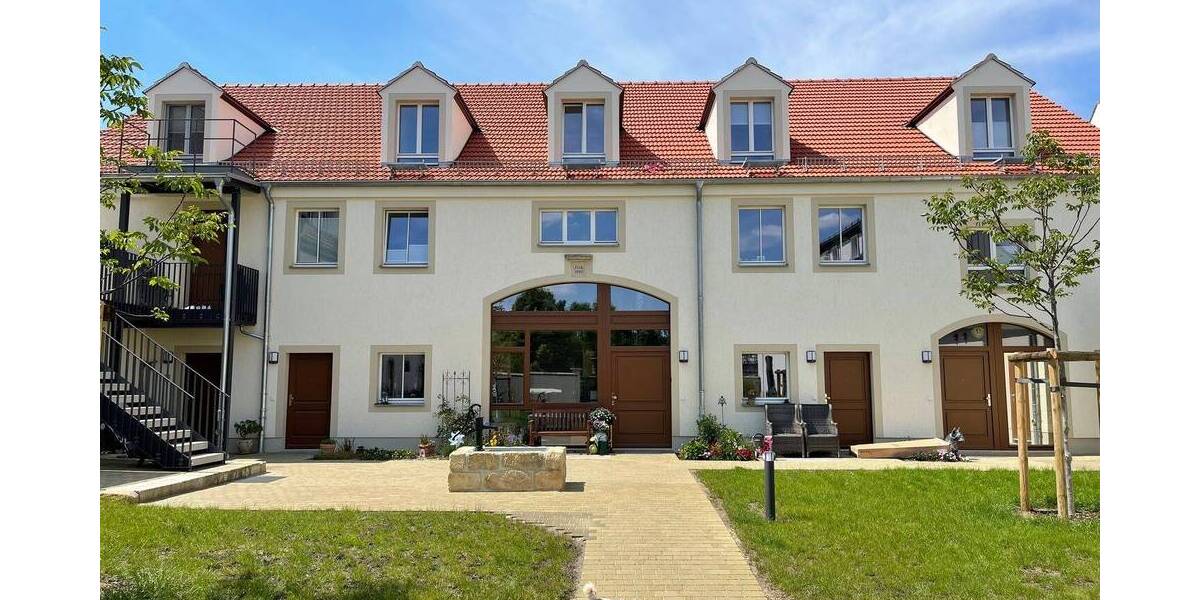 traumhafte idyllische 4-Raum Wohnung mit Terrasse + Garten + EBK 4 zimmer