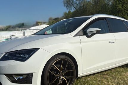 Seat Leon 110.175 km 14.499 &euro; Alfeld 31061