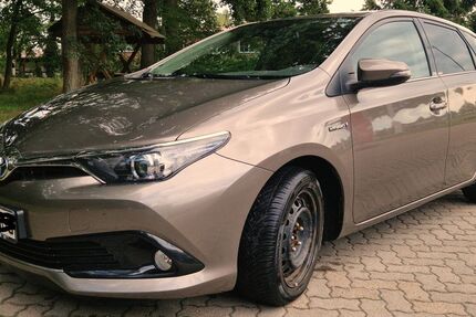 Toyota Auris 96.333 km 13.500 € Beelitz 14547
