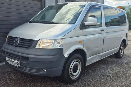 VW T5 Transporter 195.112 km 7.990 &euro; München 80809