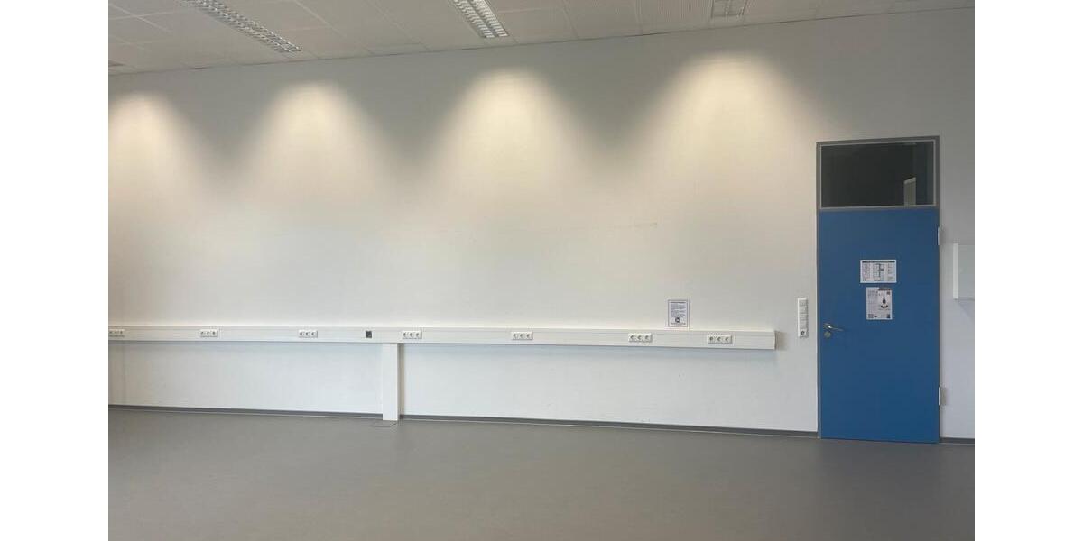 Gewerbeobjekt Stockelsdorf - 1.600&euro; | Angebot:26060047