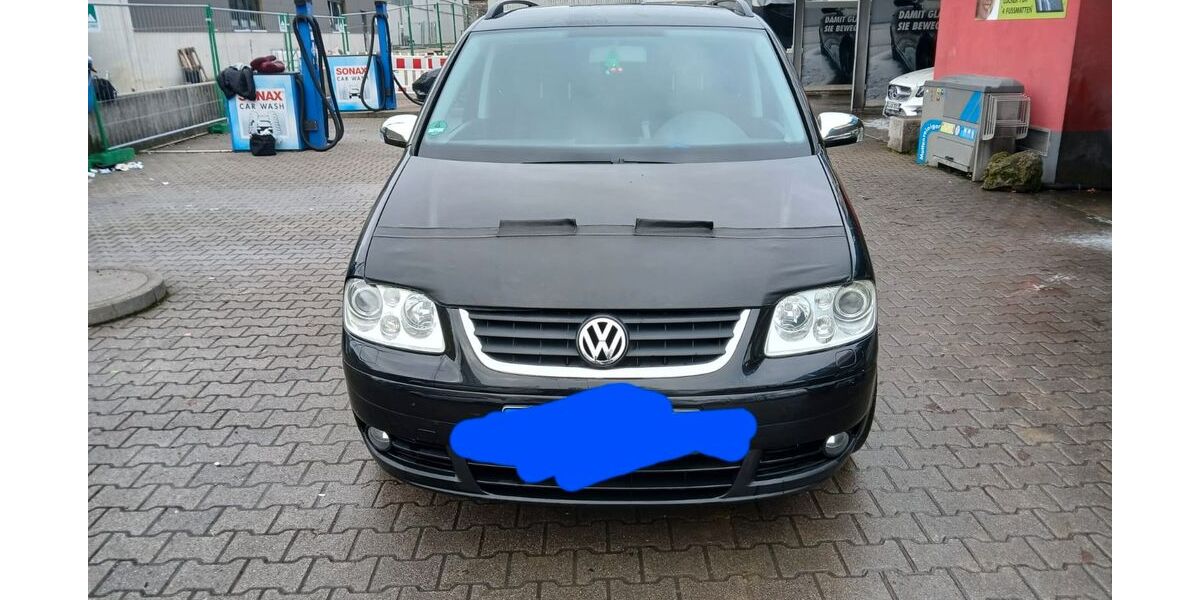 VW Touran 166.000 km 3.200 &euro; Leinfelden Echterdingen 70771
