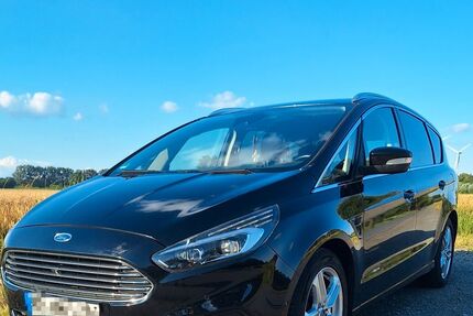 Ford S-Max 170.500 km 10.500 &euro; Paderborn 33102