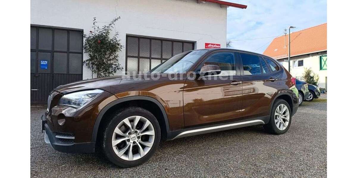 BMW X1 20 i xDrive /Leder/Bi Xenon/AHK/1.Hand 133.770 km 11.300 &euro; Wald-Glashütte 88639