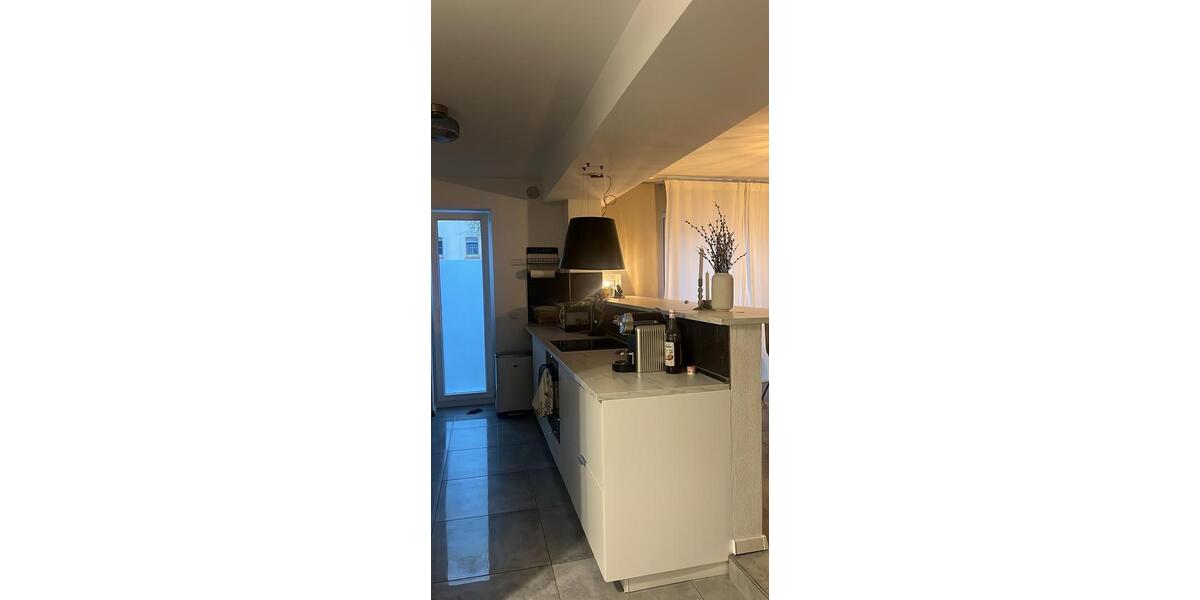 Erdgeschoßwohnung Bad Camberg - 3 Zimmer, 120 m&sup2;, 1.250&euro; | Angebot:25515616